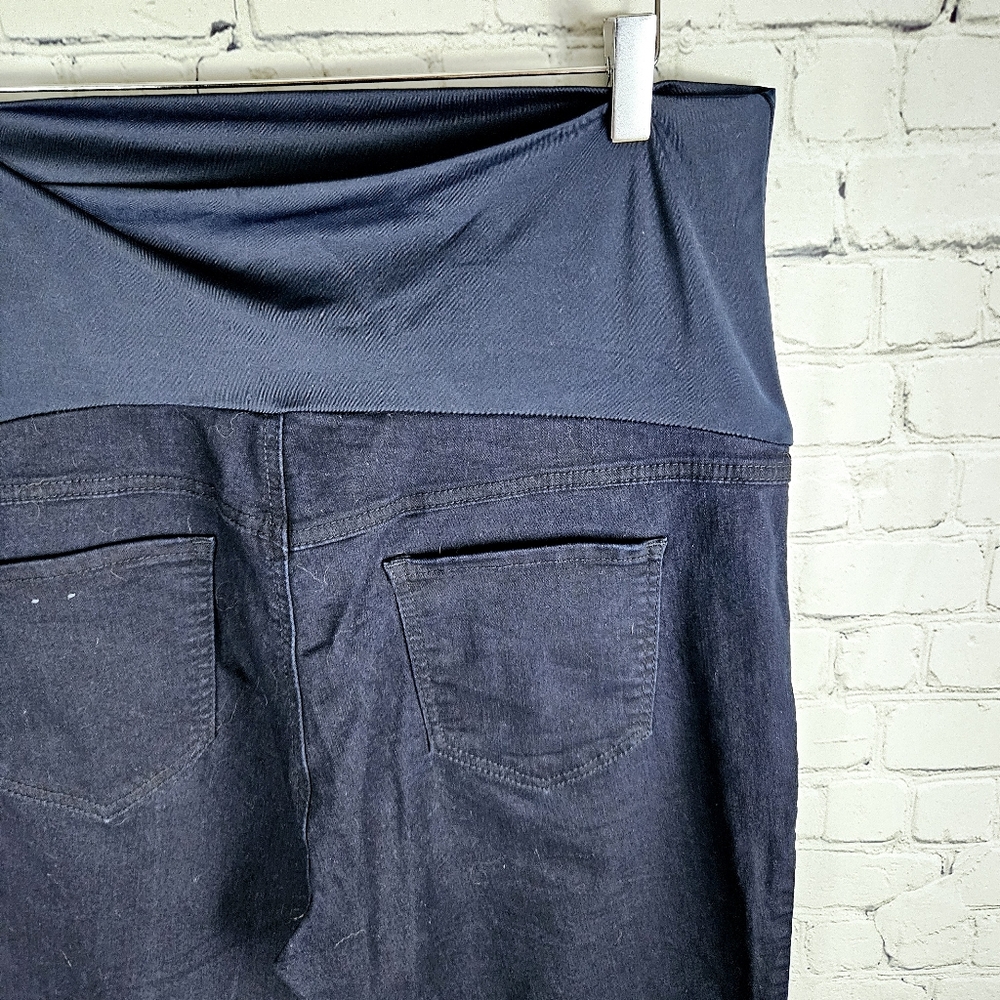 INSIDER | stretch skinny dark wash maternity ankle jeans